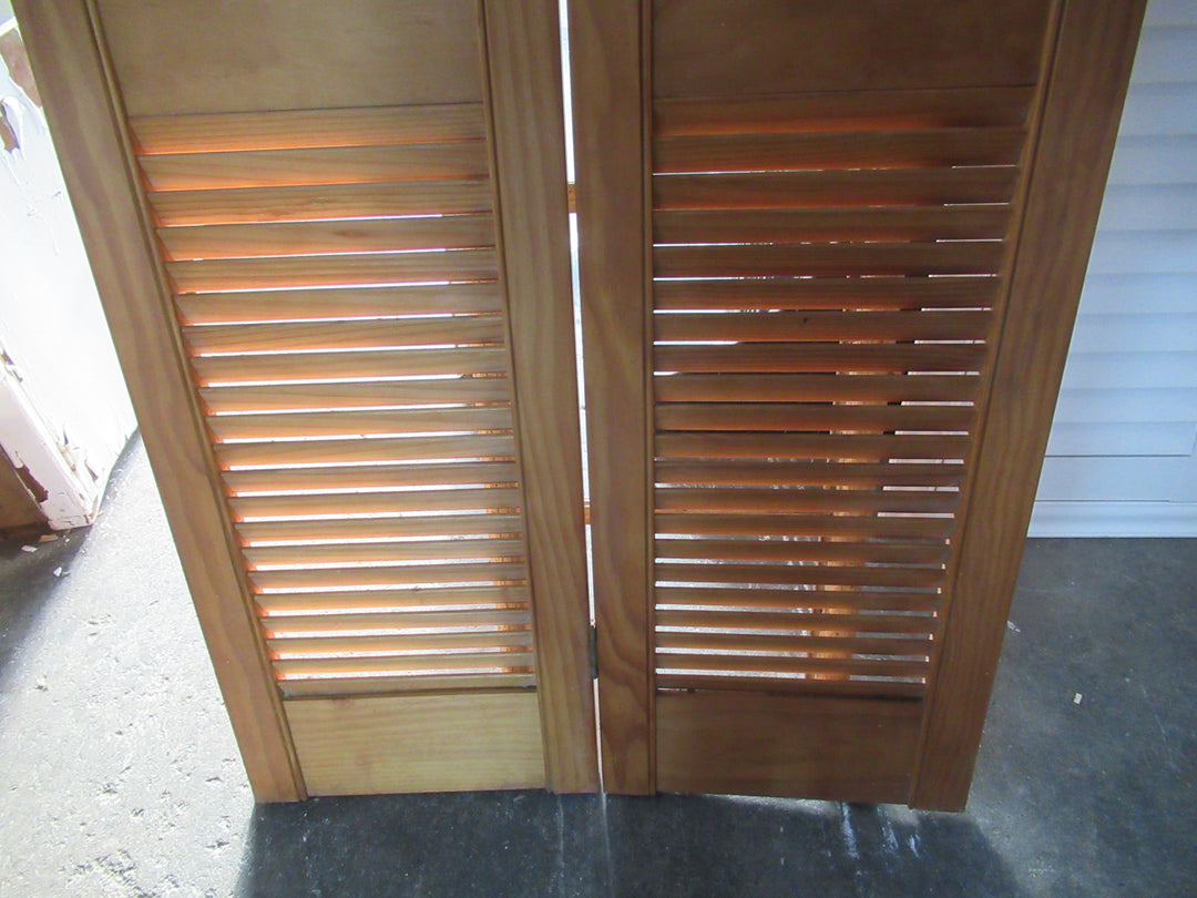 Natural Timber Louvre Bifold Door 380-760W x 1980H