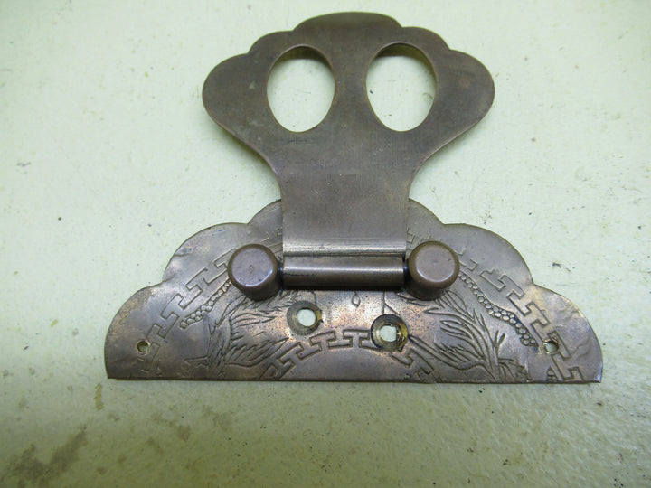 Glory Box Hardware Set in Brass with Decorative Flower/Bird Design Clasp 105Dia x 15H