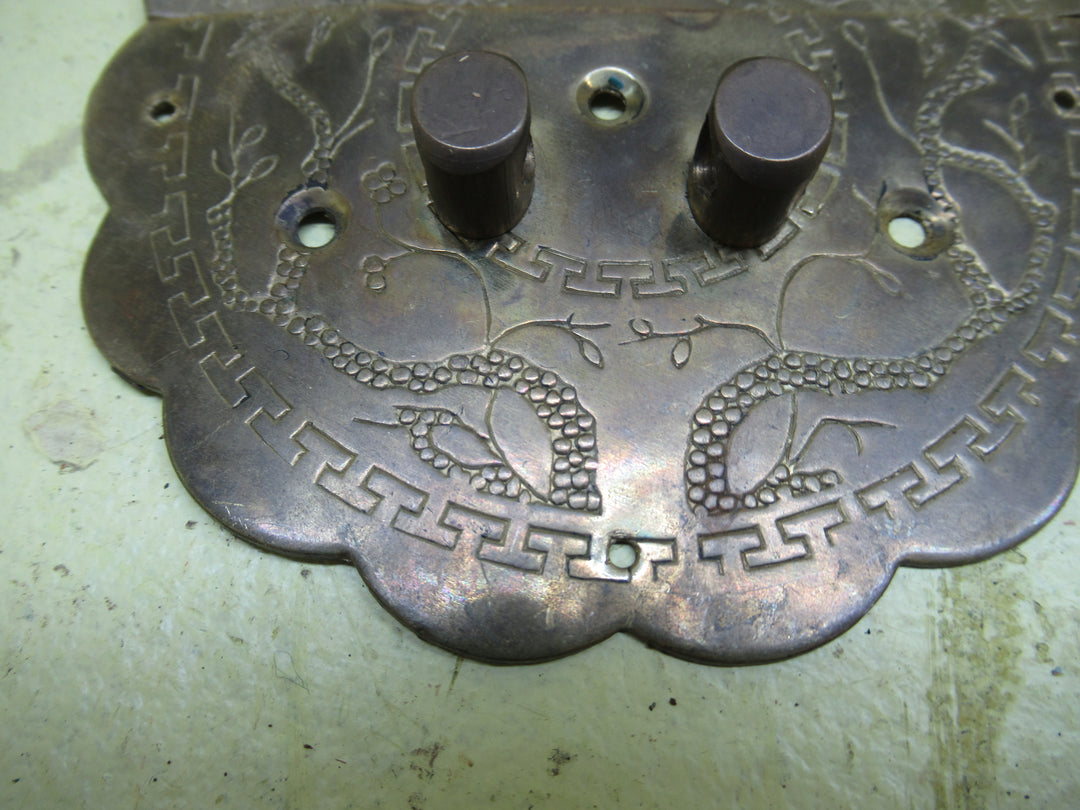Glory Box Hardware Set in Brass with Decorative Flower/Bird Design Clasp 105Dia x 15H