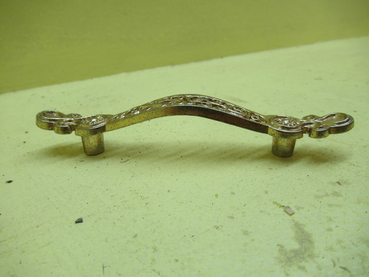 Brass Effect Retro Pull Ornate Handle 21H x 120L/89mm Hole distance