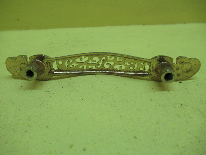 Brass Effect Retro Pull Ornate Handle 21H x 120L/89mm Hole distance