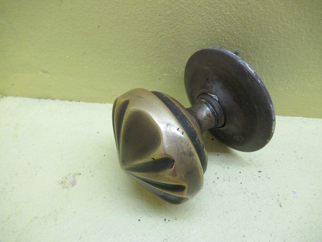 Fluted Antique Bronze Centre Knob with Rose 70Dia x 80H/72Dia Rose