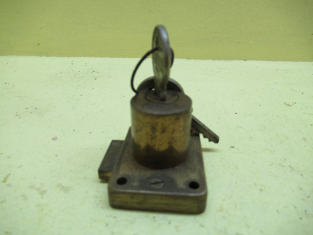 Desk Barrow Lock with 2 Keys 33H x 45W x 30D
