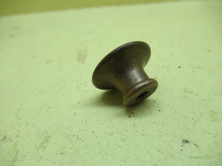 Small Concial & Flat Circle Draw Knobs 20Dia x 20H