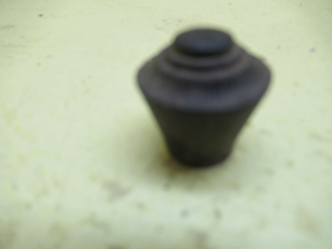 Small Concial & Flat Circle Draw Knobs 20Dia x 20H