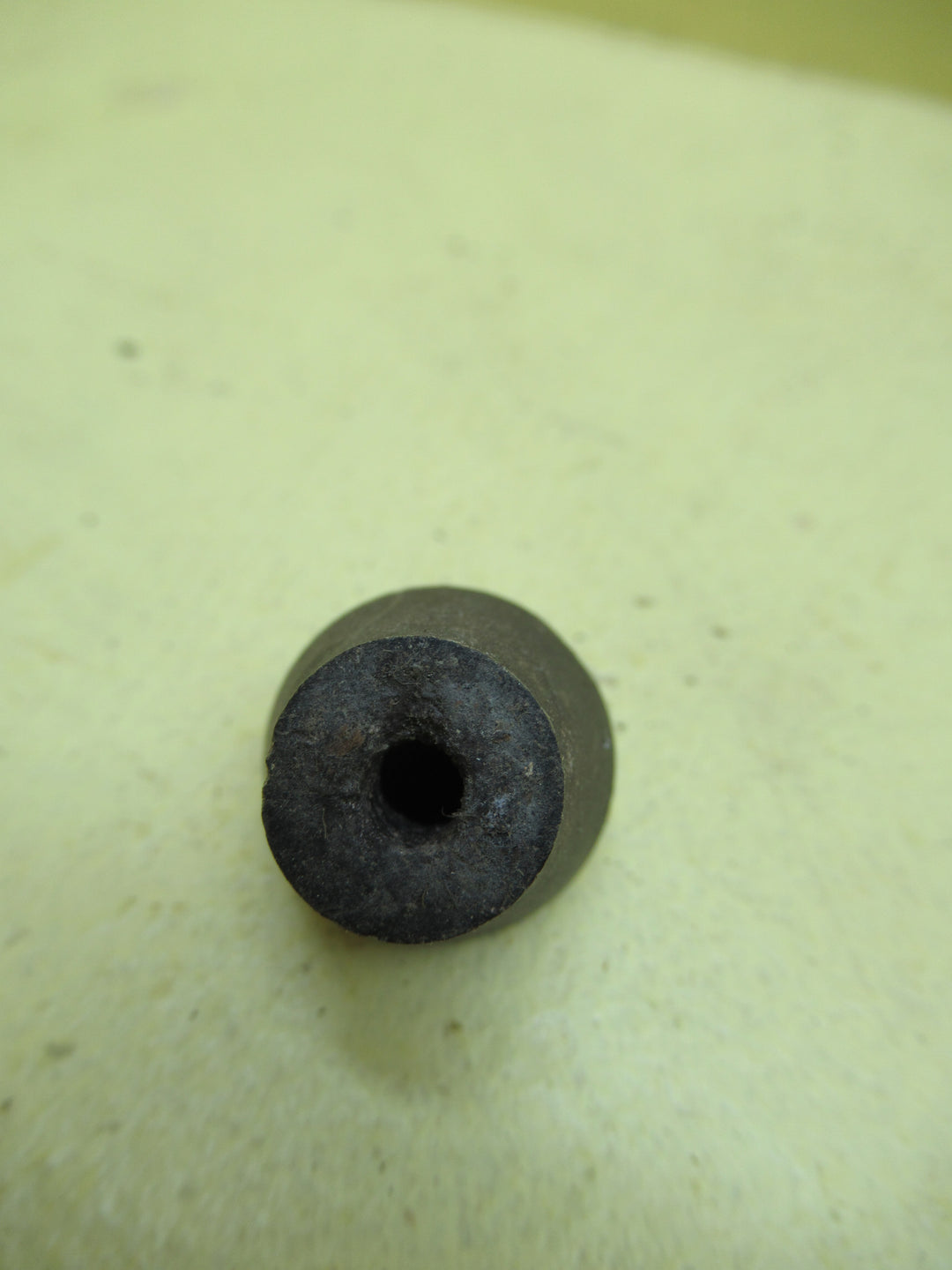 Small Concial & Flat Circle Draw Knobs 20Dia x 20H