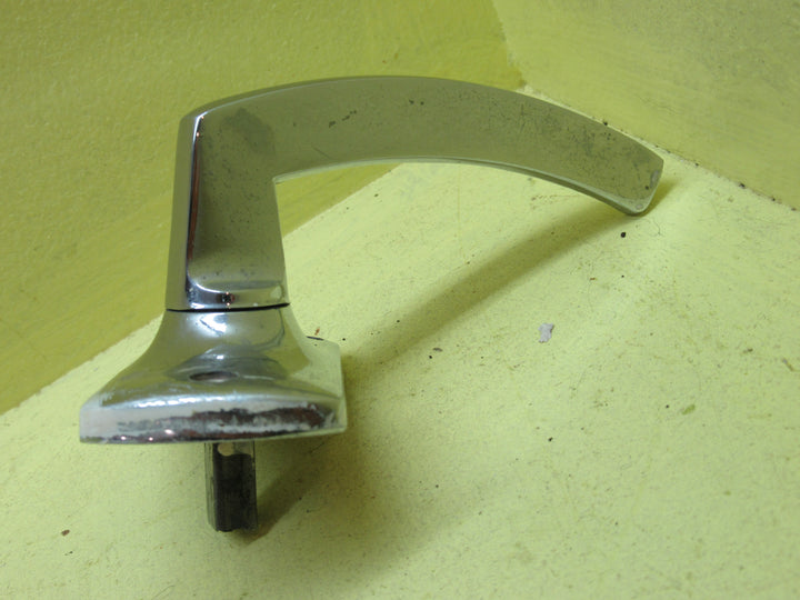 RetroLegge Pacific 22 Wedge Handle 75H x 40W