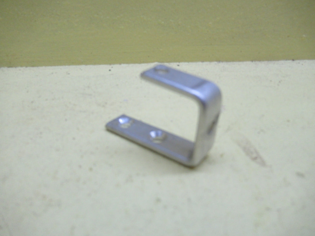 Aluminiium U Shape Brackets 25-45L x 30D
