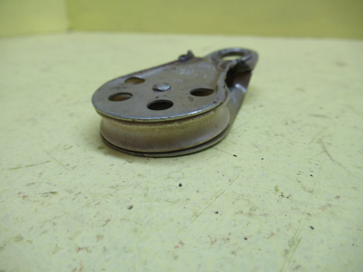 Cleveco Stainless Steel Pulley Made in New Zealand 82H x 25-50W x 11D