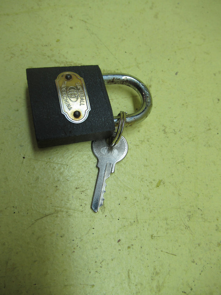 Superball Padlock with Key 62H x 38W x 170D