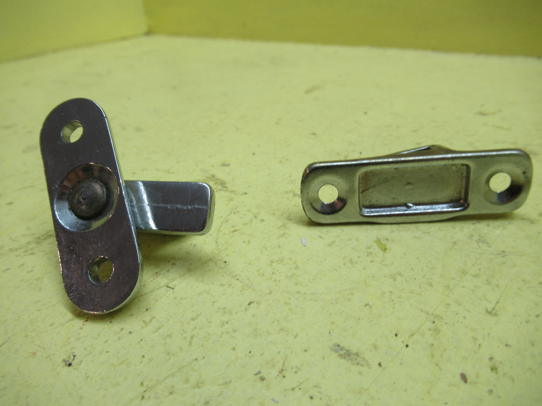 Modern Style Chrome Thumb Turn(Complete Set) 52L x 32W x 30H
