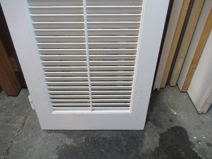 2 Panel Paint Finished Louvre Door 1970H x 555W x 32D