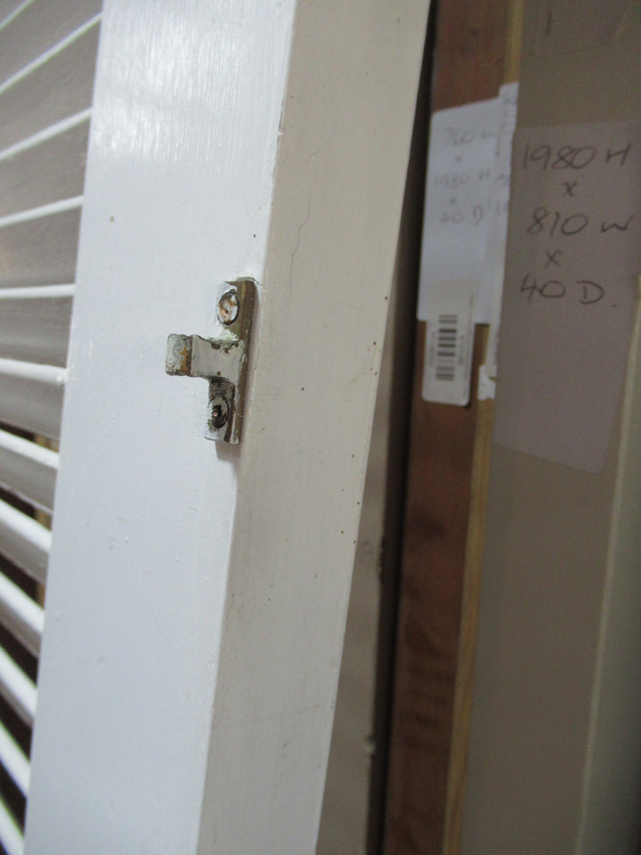 2 Panel Paint Finished Louvre Door 1970H x 555W x 32D