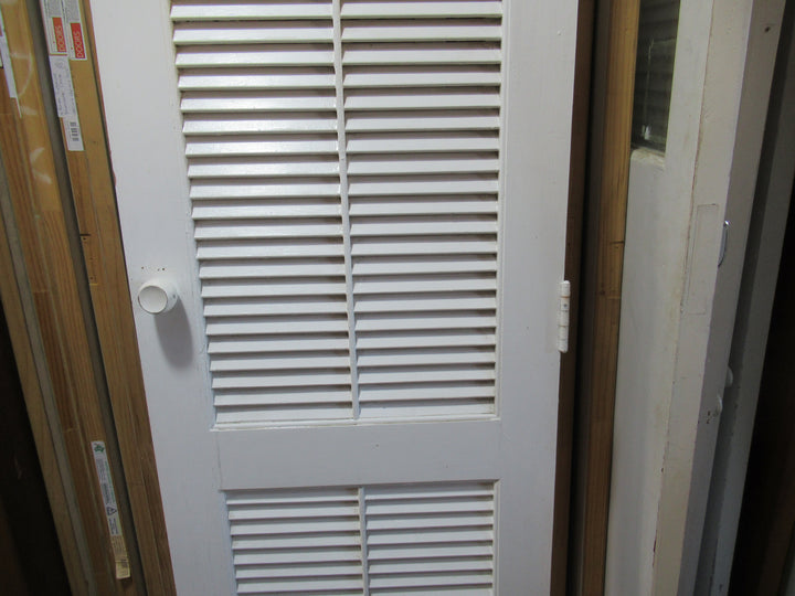 2 Panel Paint Finished Louvre Door 1970H x 555W x 32D