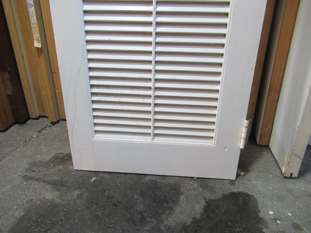 2 Panel Paint Finished Louvre Door 1970H x 555W x 32D