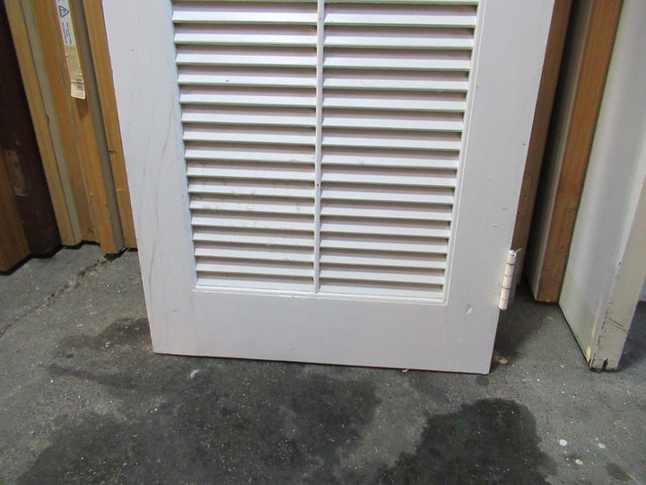 2 Panel Paint Finished Louvre Door 1970H x 555W x 32D