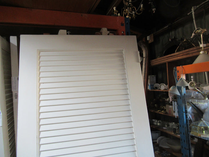 Paint Finish 2 Panel Closed Louvre Door 1980H x 610W x 30D