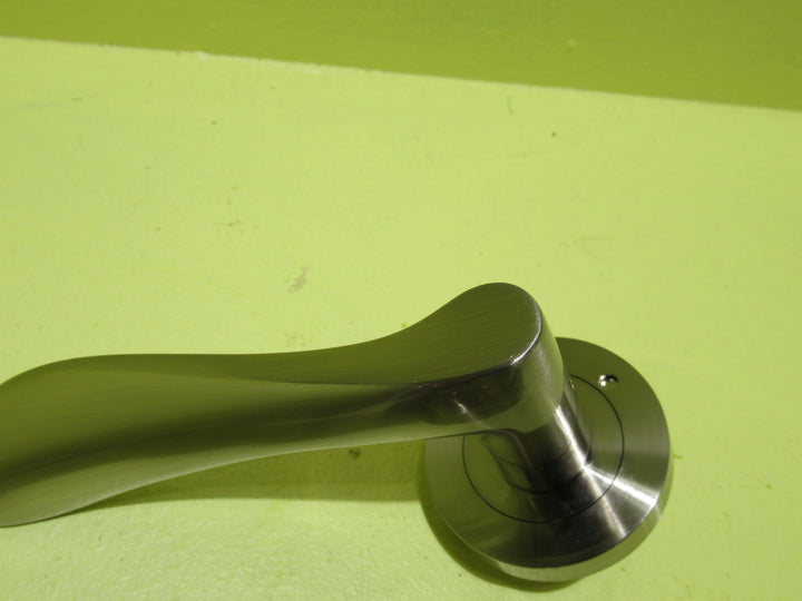 Windsor -Juno Lever Handles on Round Rose7192BN(Brushed Nickel) Lever 123L x 69H/ Rose 55Dia