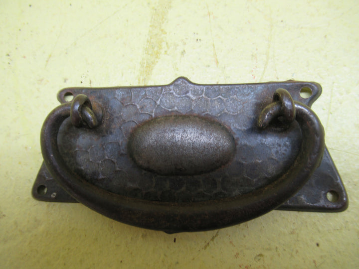 Trapezium Sheild with Oval Dome Pull Handle 84-95W x 45H
