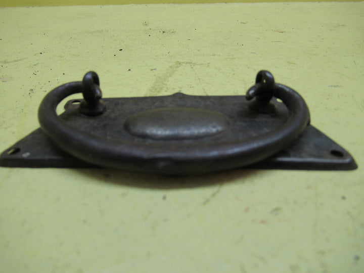 Trapezium Sheild with Oval Dome Pull Handle 84-95W x 45H
