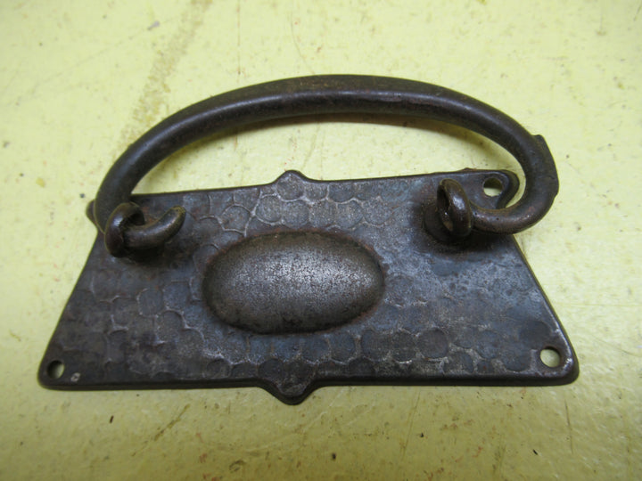 Trapezium Sheild with Oval Dome Pull Handle 84-95W x 45H