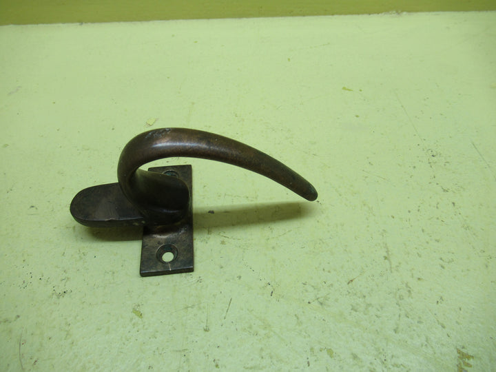 Art Novueau Comma Shape Bronze Window Latch Fastener 55L x 20W/Lever 100L x 90-20W