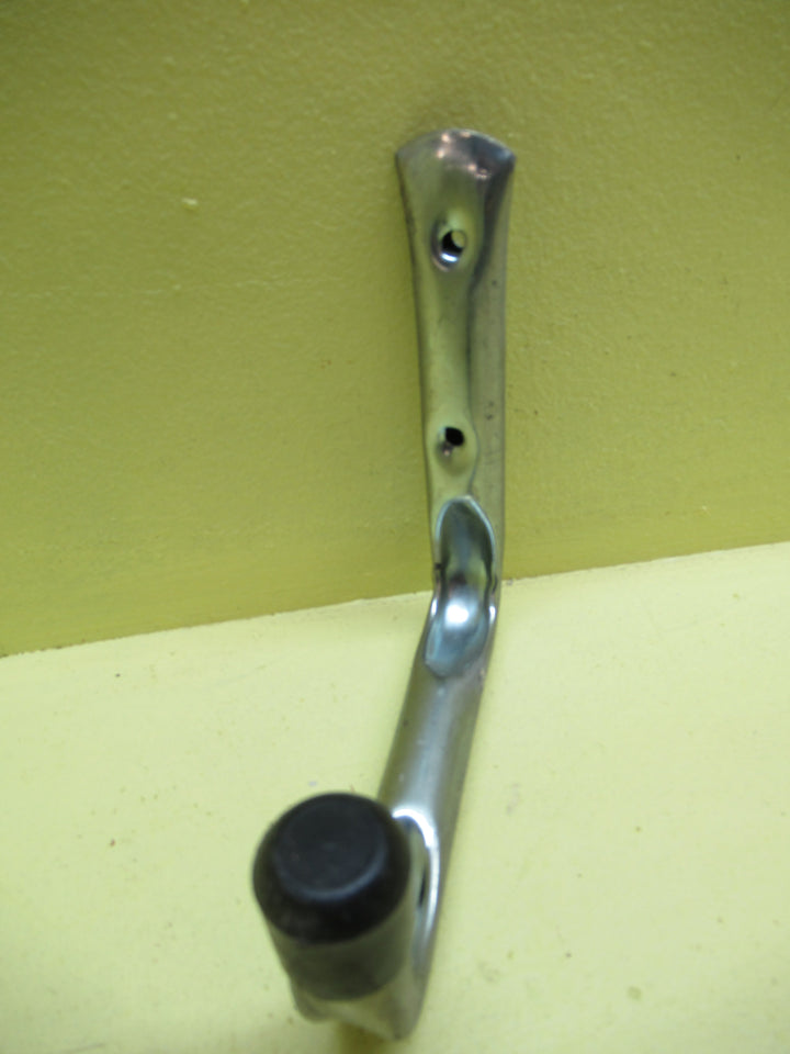 Utility Storage Hook 140H x 140D x 70H