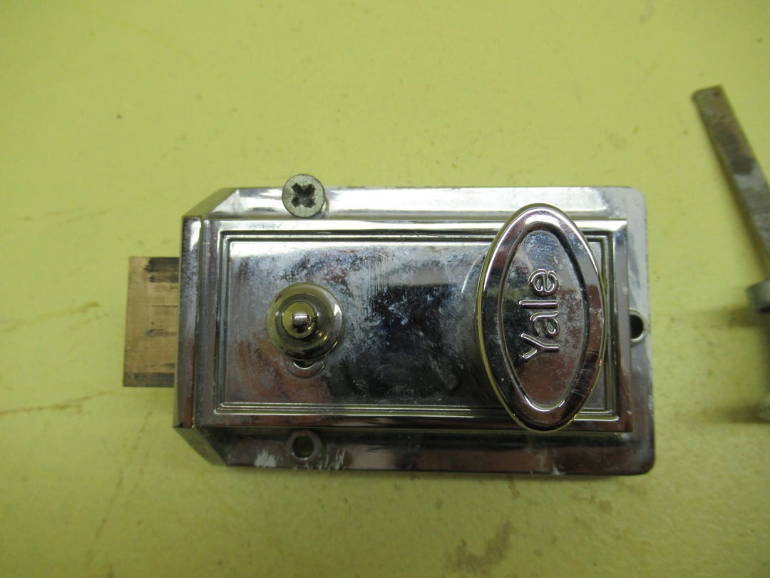 Art Deco Chome Yale Rectangle Stepped Night Latch Chome 90Lx 60W x 30D