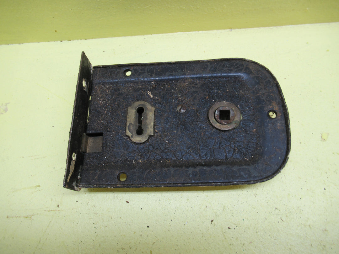 H & T Vaughan Manufactured Soft Curive Skirted Rctnage Mortice Lock 105H x 160W 20D/Axail 110mm