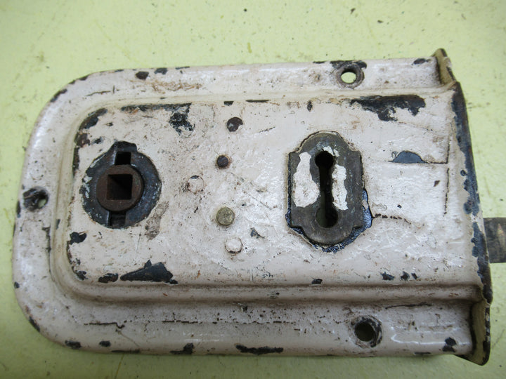 H & T Vaughan Manufactured Soft Curive Skirted Rctnage Mortice Lock 105H x 160W 20D/Axail 110mm