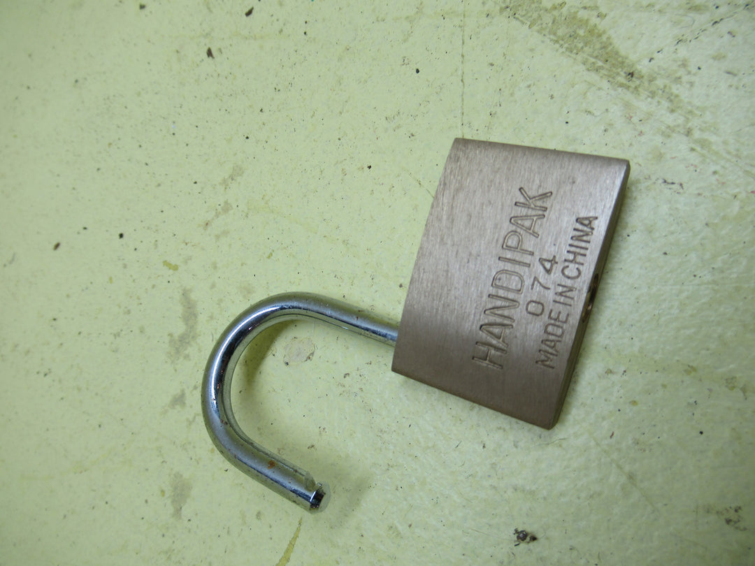 Handipak(074) Padlock(No Keys) 57H x 40W x 10D