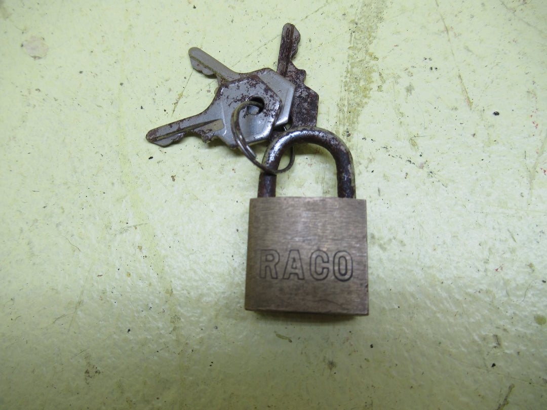 Raco Padlock with 3 Keys 39H x 21W x 9D