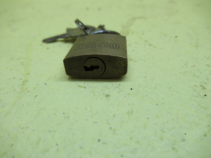 Raco Padlock with 3 Keys 39H x 21W x 9D