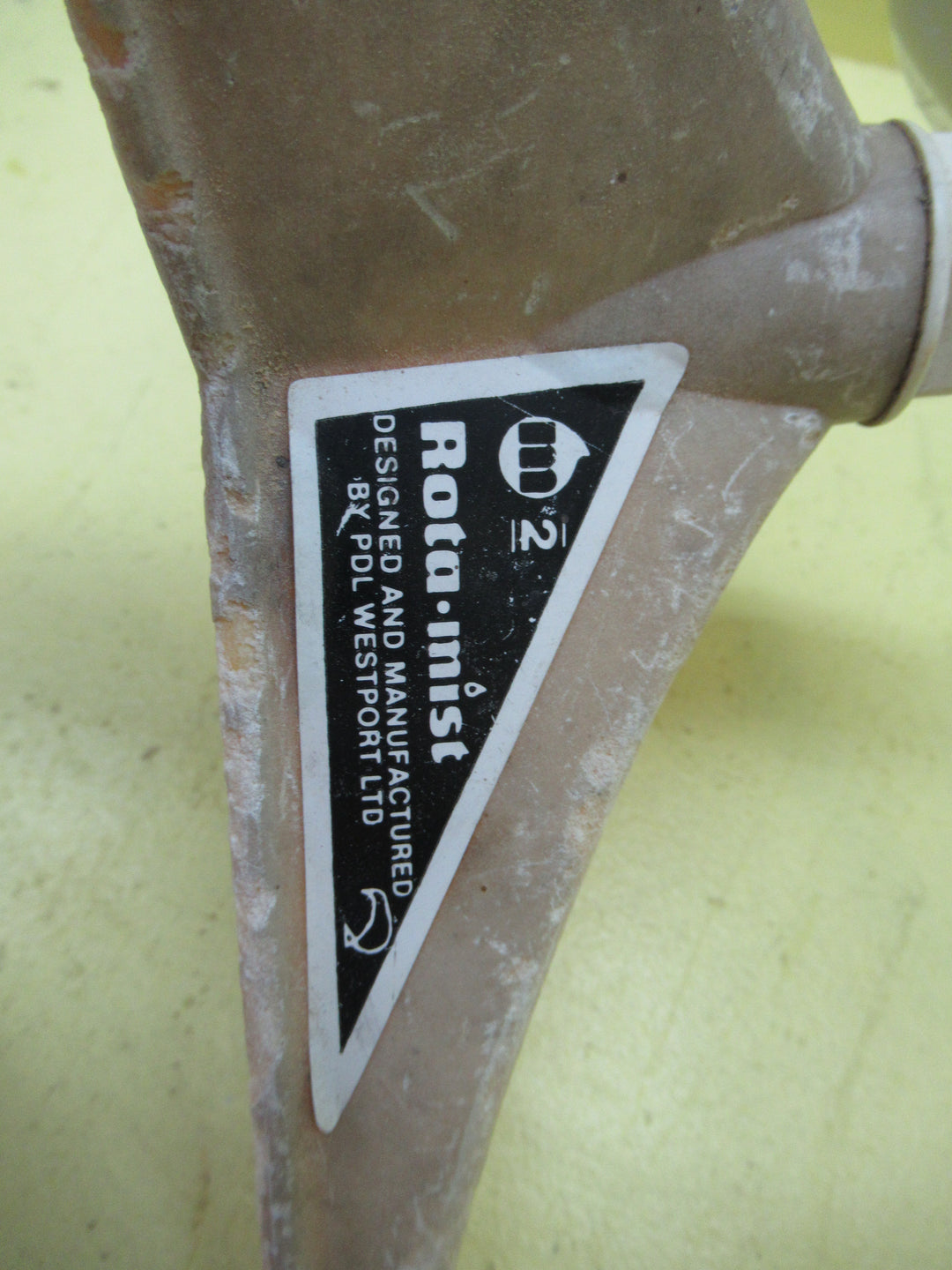 Rotating Water Spayer(Rota Mist0 22Dia x 90H