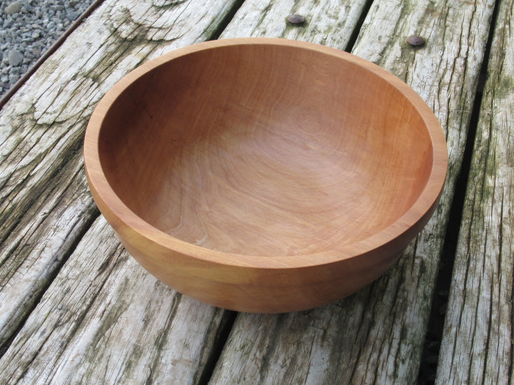 #01 Totara Salad Bowl 10cm H x 29cm W