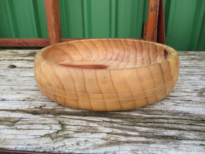 #02 Cedar Salad Bowl 10cm H x 40cm W