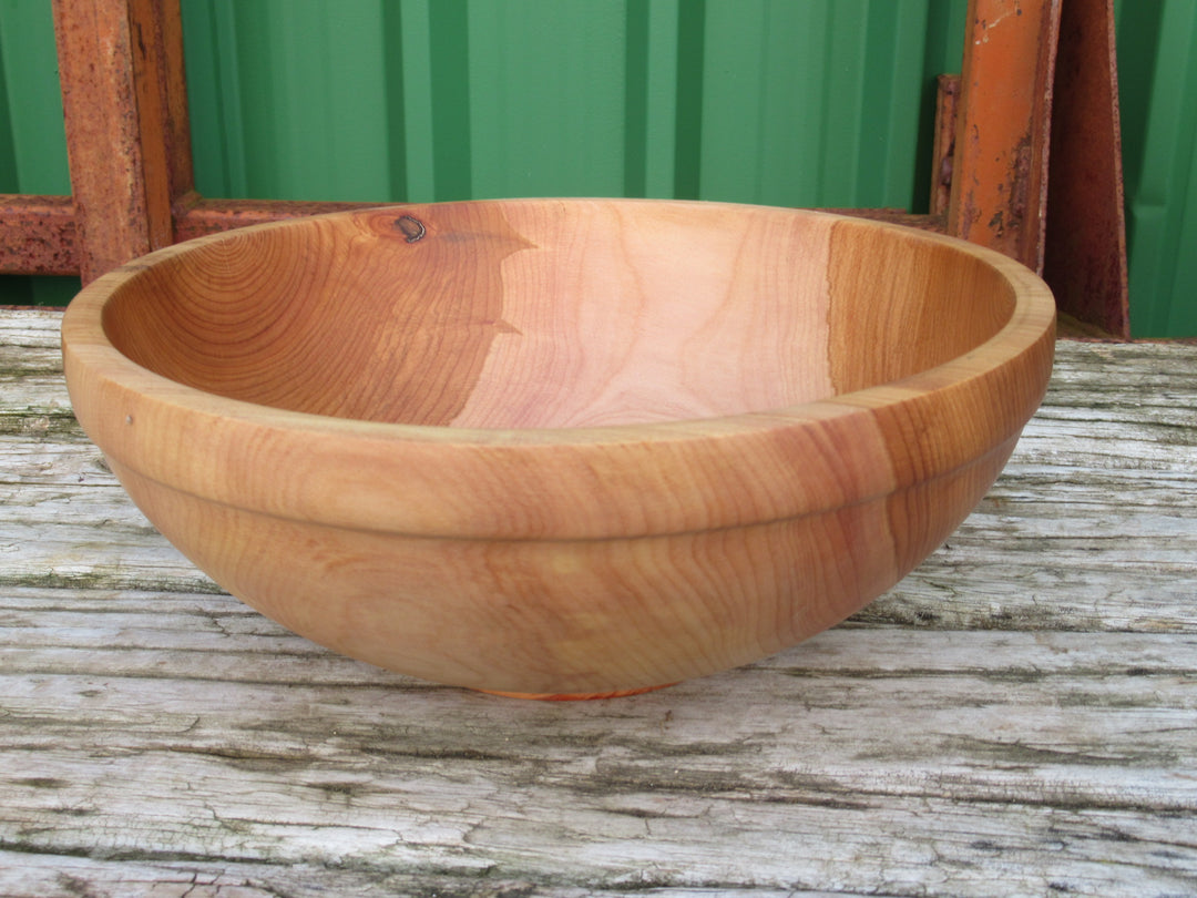 #03 Matai Salad Bowl 10cm H x 28cm W