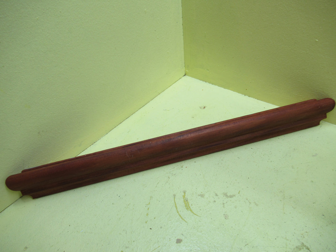 Moulded Picture Rail 42H x 20D x 445 & 555L