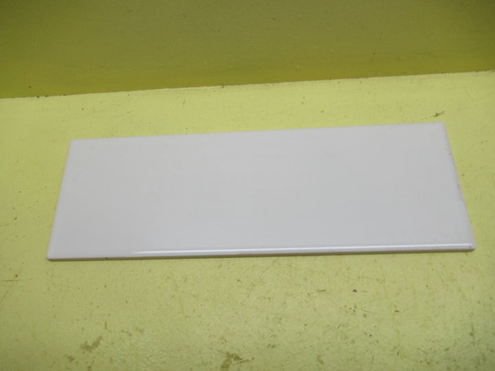 Belite Ceramic Wall Tile (White Glossey) 100H x 300W (Simplicity - SPWH412GF)