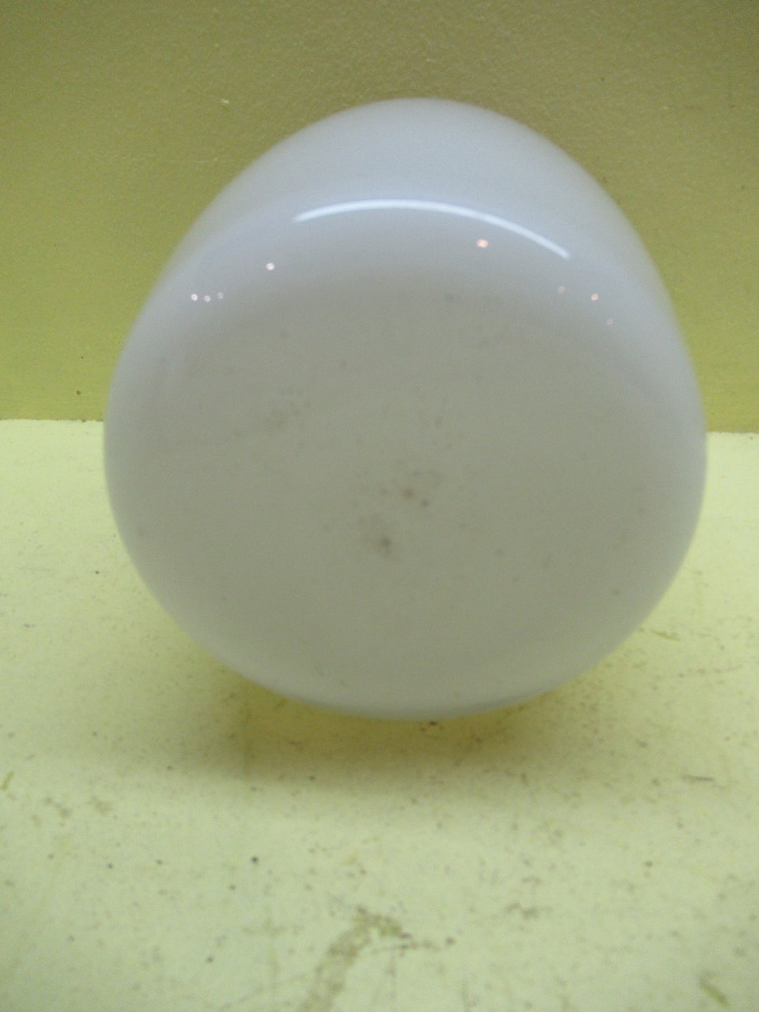 Opaque Beacon Light 165H x 89-125Dia