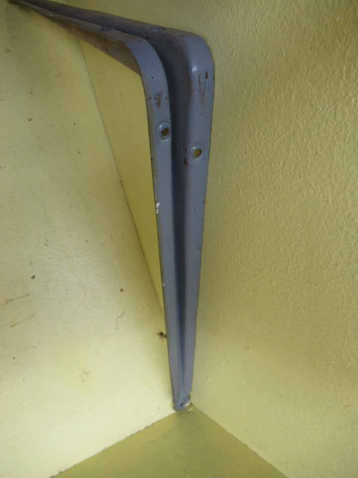 Ridge with Circle Screw Holes Brackets 310H x 350D x 20-44W