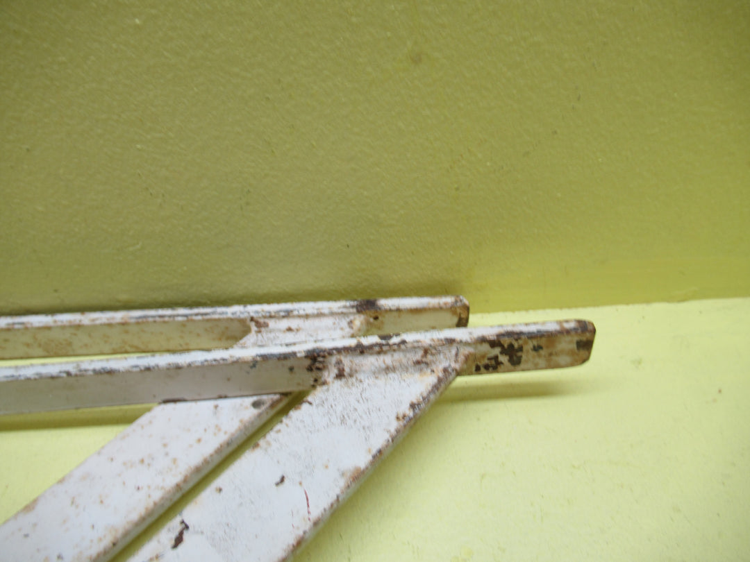 Large White Steel Brackets)Set of 2) 455H x 440D x 180D