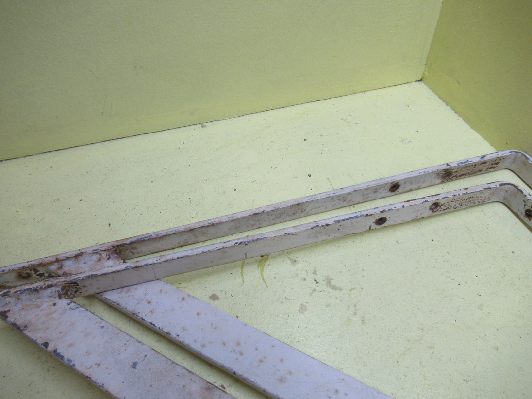 Large White Steel Brackets)Set of 2) 455H x 440D x 180D