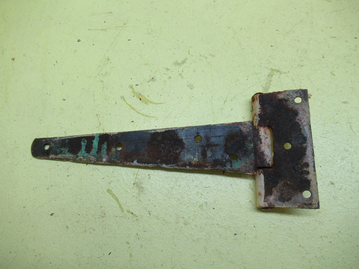 Rustic Tee Hinge 230-265L x 20-115L