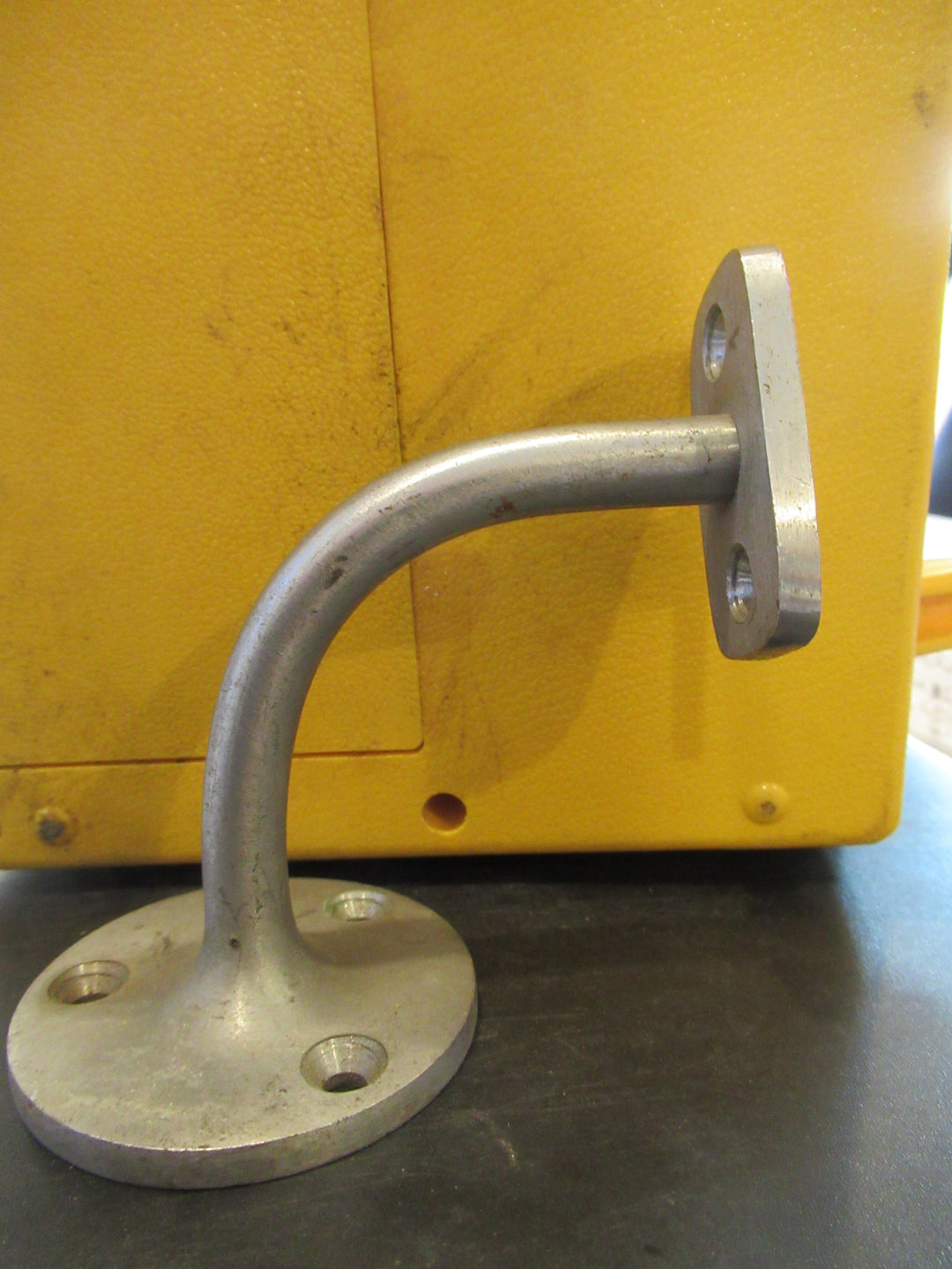 Bannister Brackets   80, 90,95 H
