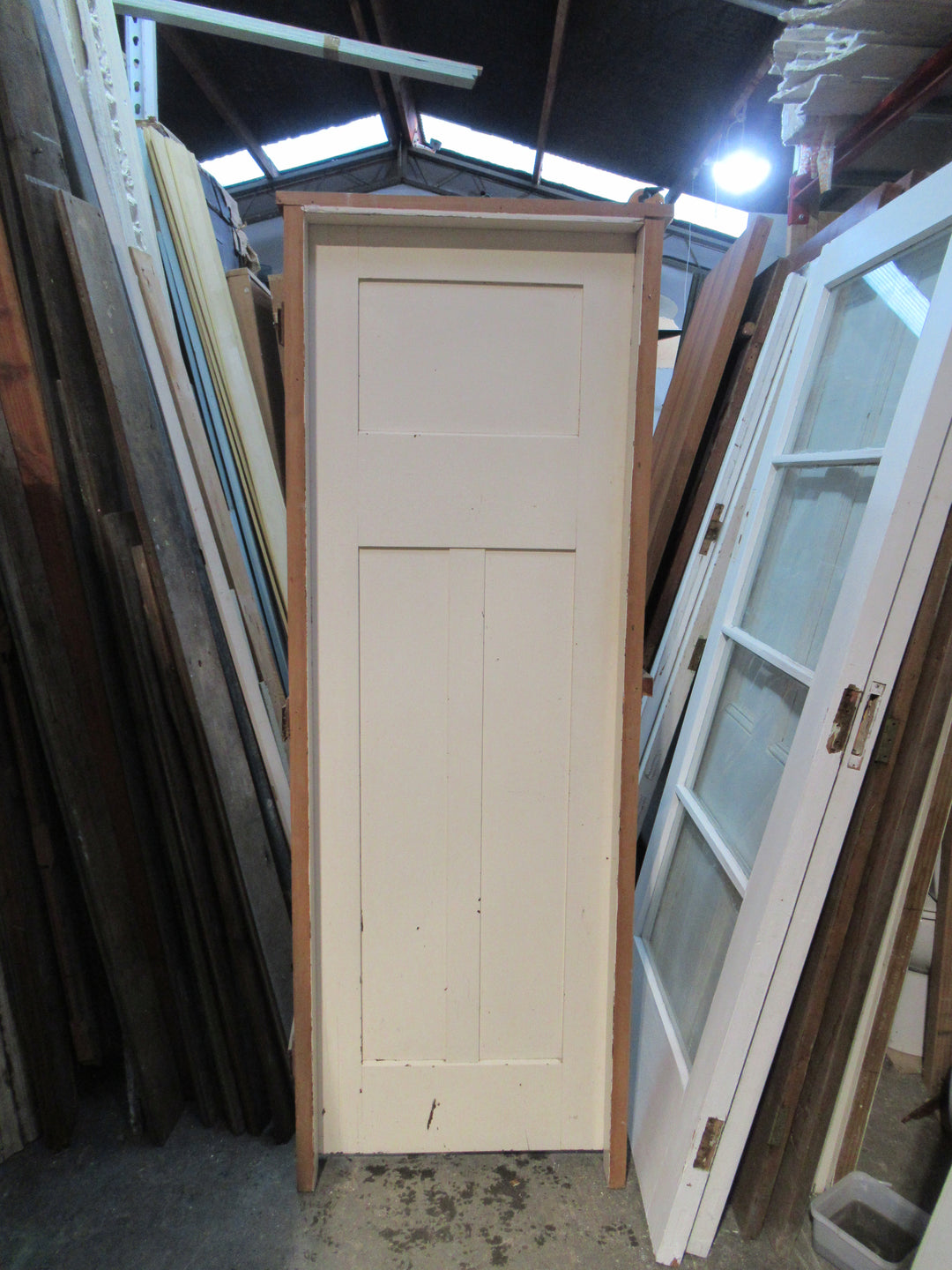 Craftssman Hallway/Cupboard Door in Frame with Hardware 1875H x 655W x 100D/Door 1810H x 605W