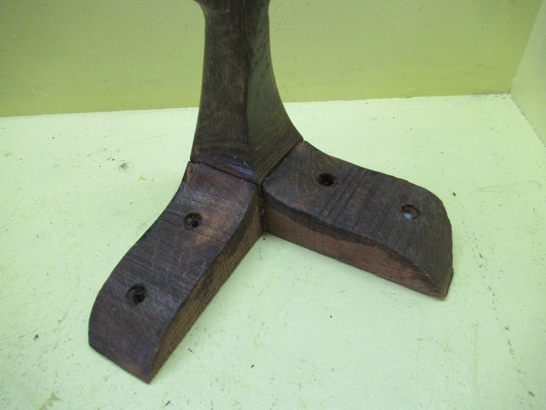 Simple Oak Chair Leg 155H x 150 c 150W