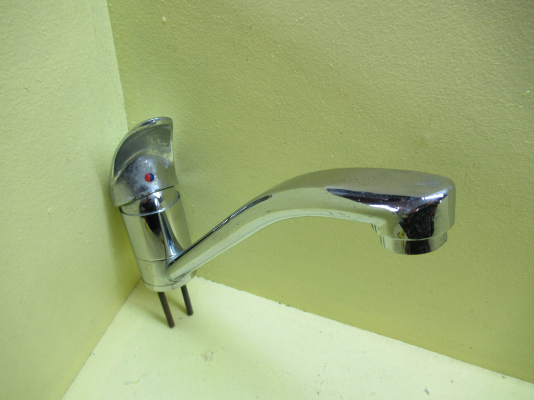 Kitchen Mixer with longer spout 130H x 48Dia/Spout 220L