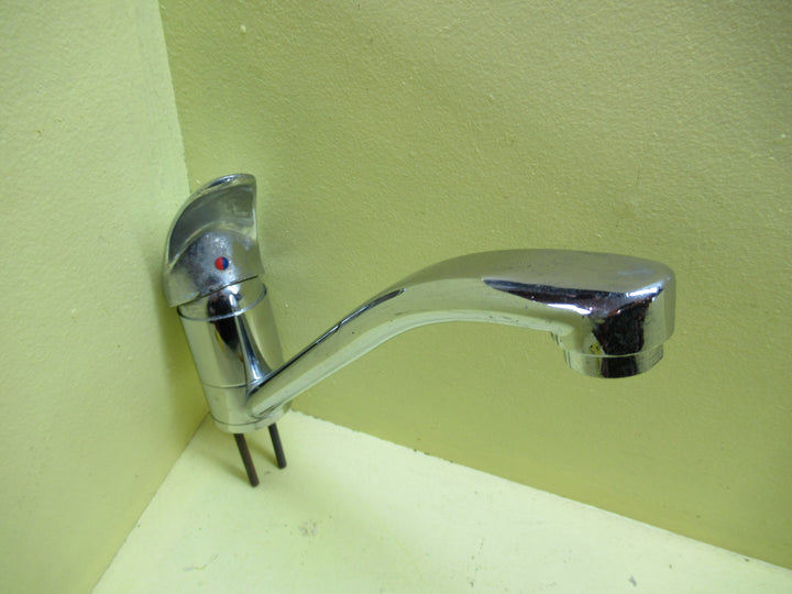 Kitchen Mixer with longer spout 130H x 48Dia/Spout 220L