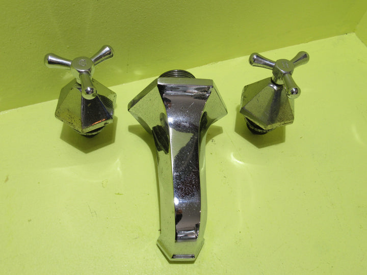 Art Deco Hexagonal Bath Spout with Taps    100H x 60W (Taps)